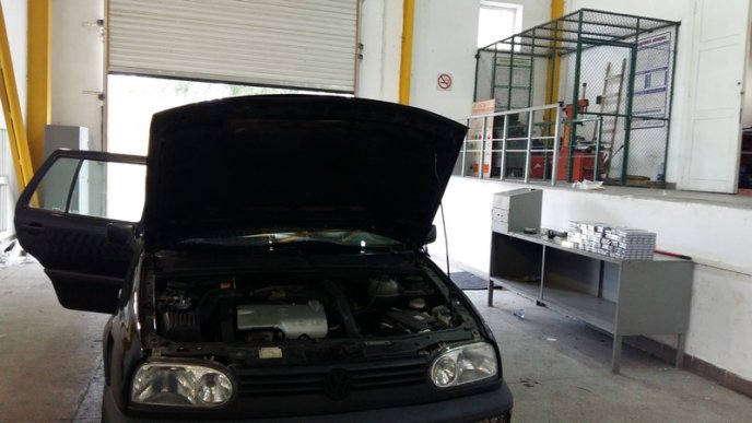 Українець намагався приховано перевезти цигарки, заховавши їх у паливному баку свого авто – 02