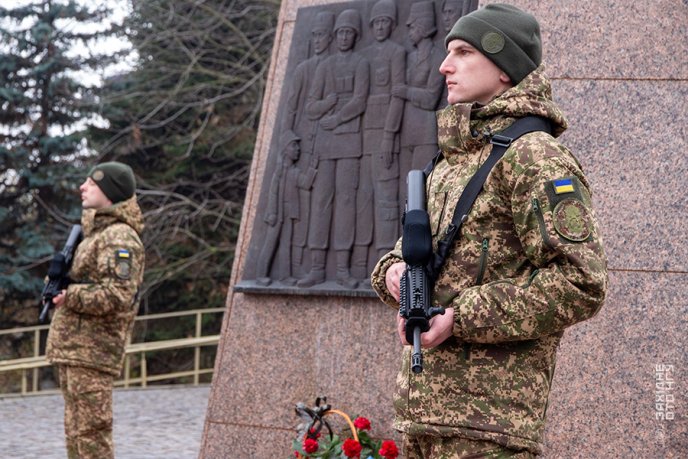 Закарпатські гвардійці вшанували воїнів, які загинули під час відсічі російської збройної агресії – 03 Закарпатські гвардійці вшанували воїнів, які загинули під час відсічі російської збройної агресії – 03