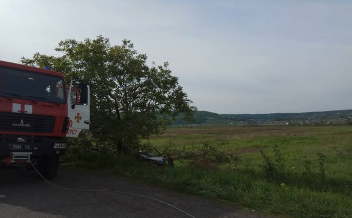 На Хустщині сталась ДТП: двох дітей госпіталізували, – соцмережі  – 02