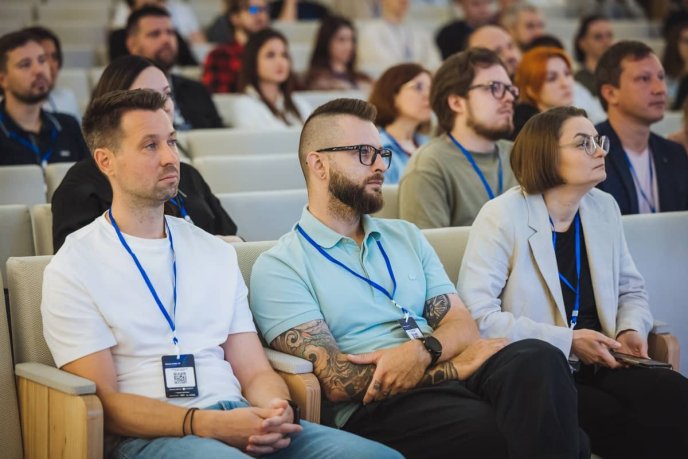 Future Code: AI – як відбулася найбільша технологічна конференція Закарпаття – 03