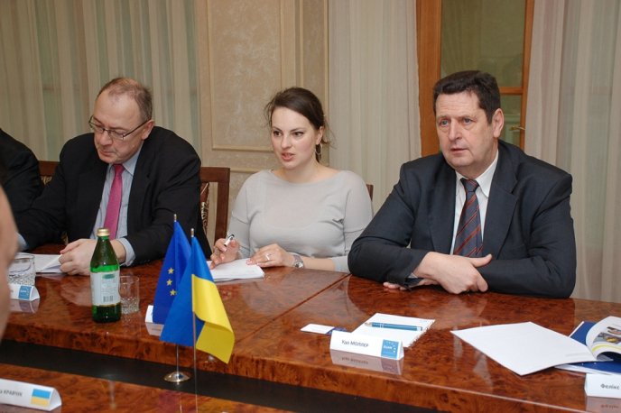 Голова облради Михайло Рівіс зустрівся з делегацією Місії ЄС – 09 Голова облради Михайло Рівіс зустрівся з делегацією Місії ЄС – 09