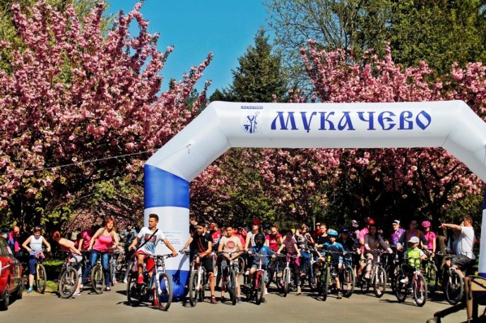 У Мукачеві відбувся велозаїзд  «Сакура Bike Ride» – 03