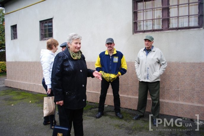 На виборчій дільниці у культурному центрі "Паланок" розпочався процес голосування – 05