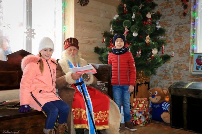 У Чинадієвському замку на дітлахів чекає Святий Миколай – 04 У Чинадієвському замку на дітлахів чекає Святий Миколай – 04
