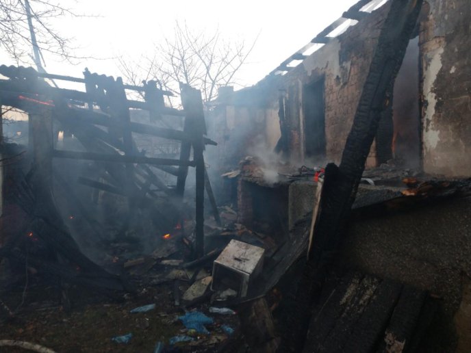 Рятувальники розповіли про страшну загибель чоловіка – 02