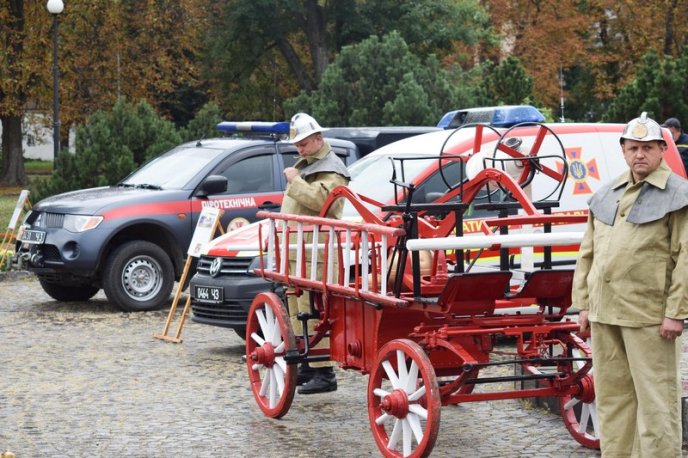 В Ужгороді відбулися урочистості з нагоди Дня рятувальника України  – 02 В Ужгороді відбулися урочистості з нагоди Дня рятувальника України  – 02