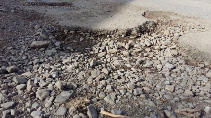 У мережі показали фото жахливого стану доріг, якими їздять жителі Міжгірського району – 10