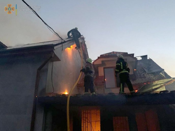 Опубліковано фото наслідків вечірньої пожежі у Ракошині – 04