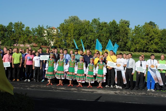 На стадіоні ДЮСШ урочисто відкрили Чемпіонат Державної прикордонної служби по двоборству (ФОТОРЕПОРТАЖ) – 11