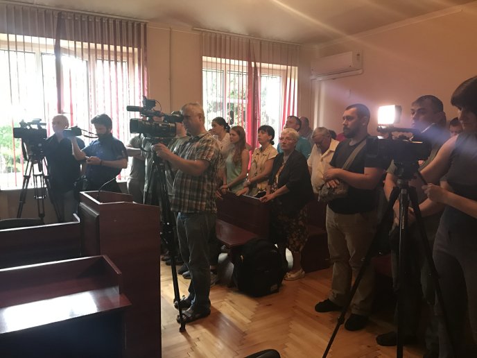 Суд оголосив вирок учасникам "мукачівської стрілянини" – 02