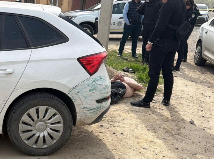 Зловмиснику загрожує довічне позбавлення волі / фото: Поліція Закарпаття