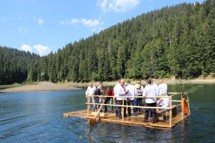 Закарпатці проводжали літо під колоритне звучання трембіт – 05