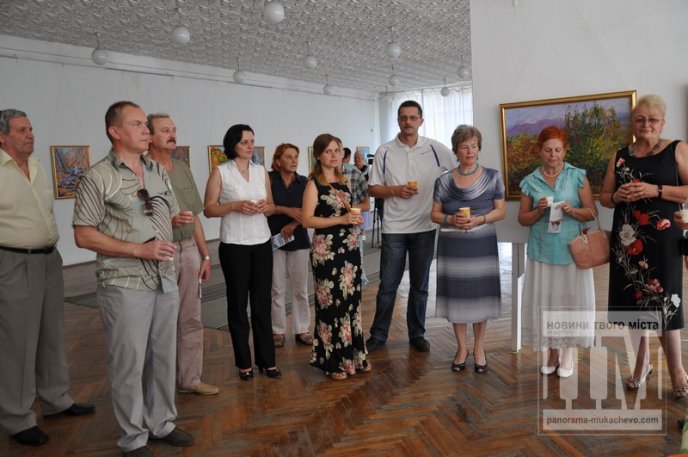 У Мукачеві відкрилась виставка картин подружжя Антонієвих (ФОТО) – 21