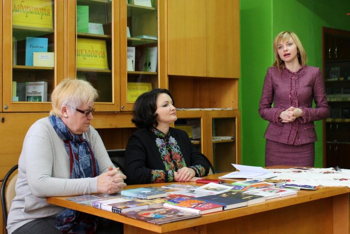 В рамках проекту "Все Закарпаття читає дітям"  презентували найкращі поетичні видання краю за рік – 07 В рамках проекту "Все Закарпаття читає дітям"  презентували найкращі поетичні видання краю за рік – 07