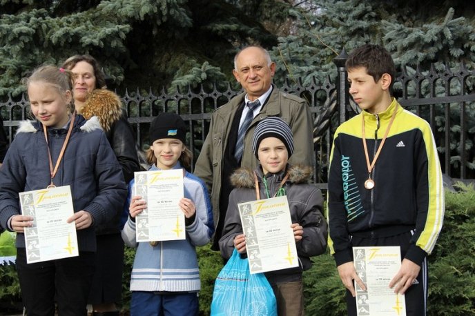 На вулицях Ужгороду пройшов відкритий чемпіонат Закарпаття зі спортивного орієнтування (ФОТОРЕПОРТАЖ) – 13 На вулицях Ужгороду пройшов відкритий чемпіонат Закарпаття зі спортивного орієнтування (ФОТОРЕПОРТАЖ) – 13