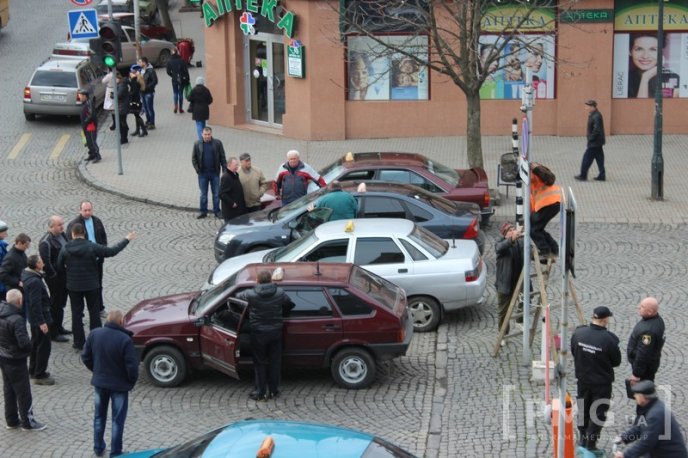 Парковку таксистів в Мукачеві перепрофілювали – 03