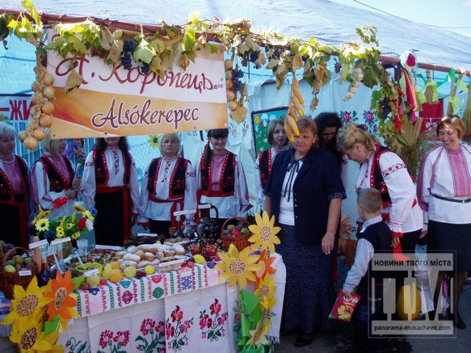 У Дерцені відбулося грандіозне дійство – районний фестиваль "Дерцен-Фест" (ФОТО) – 15