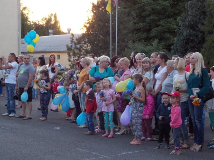 Закарпатських прикордонників, які повернулися зі Сходу України, зустрічали як Героїв (ФОТО) – 06