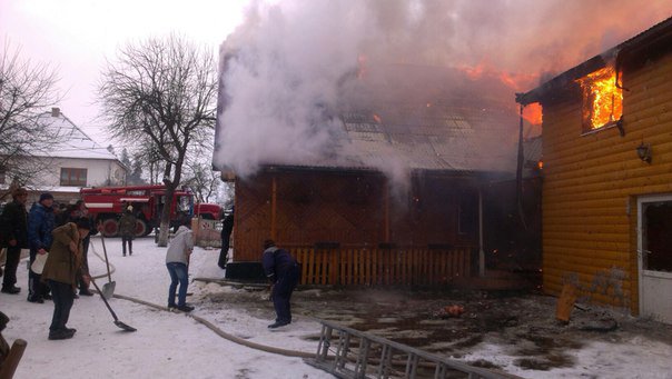 У селі Пилипець через коротке замикання горів житловий будинок – 03