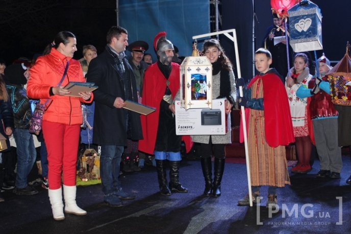 Яскраве святкування Дня святого Мартина у Мукачеві: парад ліхтариків, лицарські бої та вогняне шоу – 88 Яскраве святкування Дня святого Мартина у Мукачеві: парад ліхтариків, лицарські бої та вогняне шоу – 88