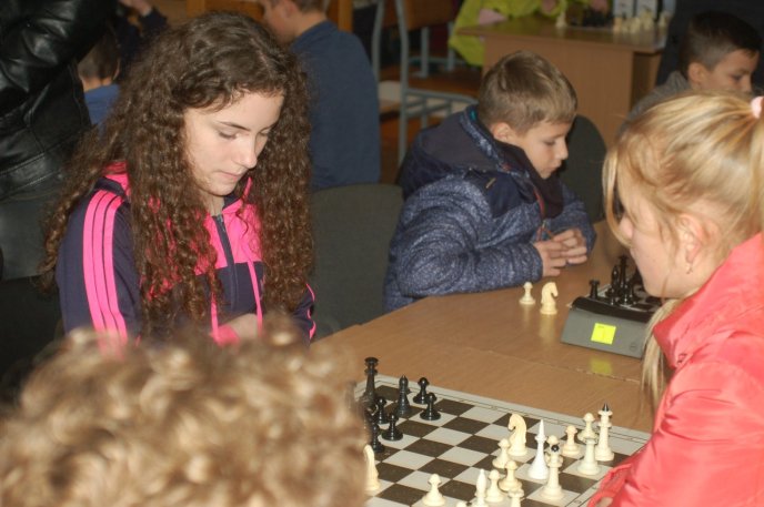 У Рахові пройшов міжрайонний дитячий турнір із шахів – 01
