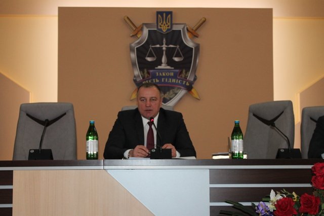 На Закарпатті прокуратура поновила права майже 300 дітей – 02