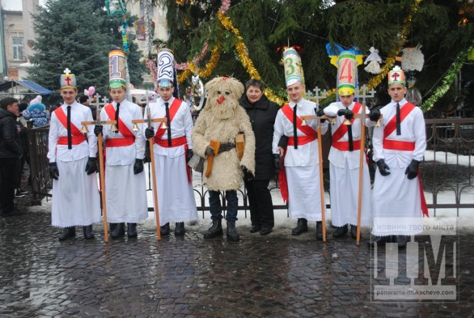 У Мукачеві офіційно розпочався фестиваль "Червене вино - 2015" (ФОТОРЕПОРТАЖ) – 18
