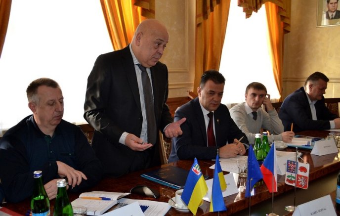 Край Височина та Закарпаття обговорили інвестиційні проекти у рамках співпраці на 2017 рік – 12