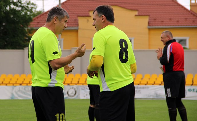 У Мукачеві відбувся футбольний турнір пам’яті Олега Іщенка – 01