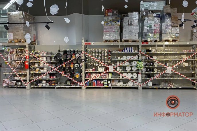 Як виглядають українські супермаркети після введення жорсткого карантину: підбірка фото – 07