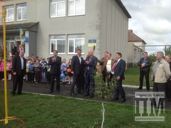 Ще одне село Мукачівщини стало газифікованим (ФОТО) – 09 Ще одне село Мукачівщини стало газифікованим (ФОТО) – 09