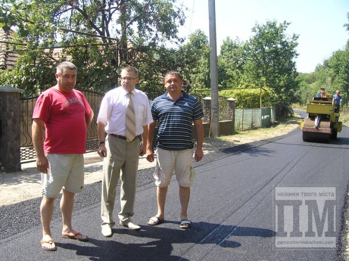 Ремонт однієї вулиці в Чинадієві коштував більше одного мільйона гривень (ФОТО) – 02