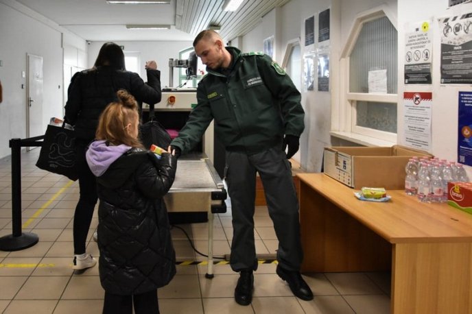 До передмістя Будапешта із Закарпаття відправили групу вимушених переселенців – 03