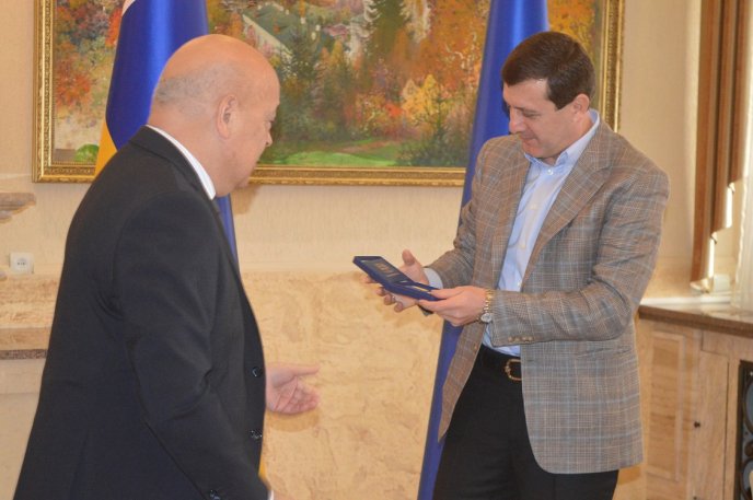 Народний депутат Василь Петьовка отримав найвищу відзнаку «За заслуги перед Закарпаттям» – 04