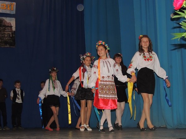 Берегівська українська гімназія відзначила своє 20-річчя (ФОТО) – 03