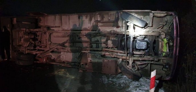 Постраждало троє людей, які були в автобусі "Еталон": подробиці аварії – 01