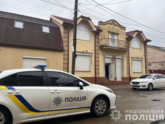 Заклади замаскували під кафе і спортивні бари: що коїлось в Ужгороді та в Мукачеві – 01