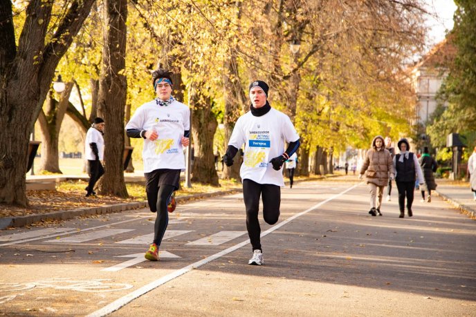 У містах Закарпаття долучилися до забігу «Acting for survivors» – 07