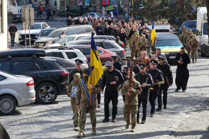 В Ужгороді попрощалися із підполковником – 04