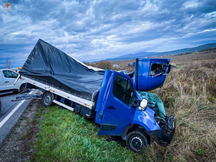 Рятувальники розповіли подробиці ДТП біля села Дунковиця – 05