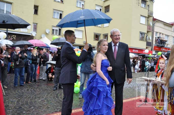 Парад випускників в центрі Мукачева: як це було (ФОТО) – 43