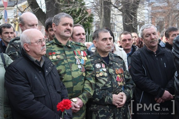 У Мукачеві вшанували пам’ять загиблих воїнів-інтернаціоналістів – 10