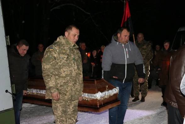 У Мукачеві помер контрактник із Тернопільщини – 03 У Мукачеві помер контрактник із Тернопільщини – 03