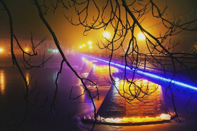 В інтернет-мережі з’явились фото нічного Ужгорода після "снігового паводку" – 06