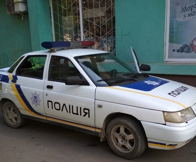 У Мукачеві обікрали продуктовий магазин – 02