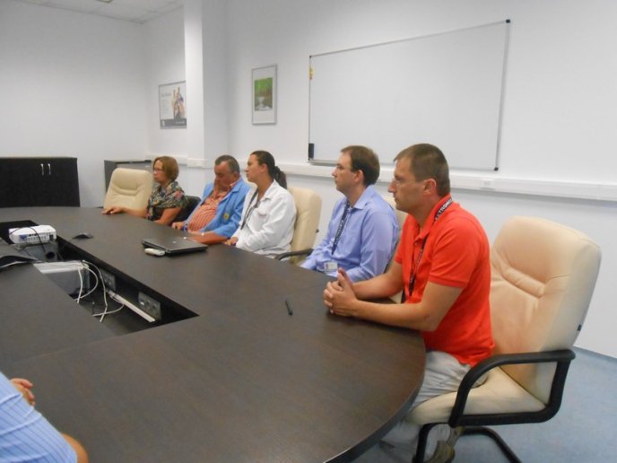 Мукачівські правоохоронці розповідали про врадіїські події працівникам і менеджменту "Агролісу" та "Флекстроніксу" (ФОТО) – 03