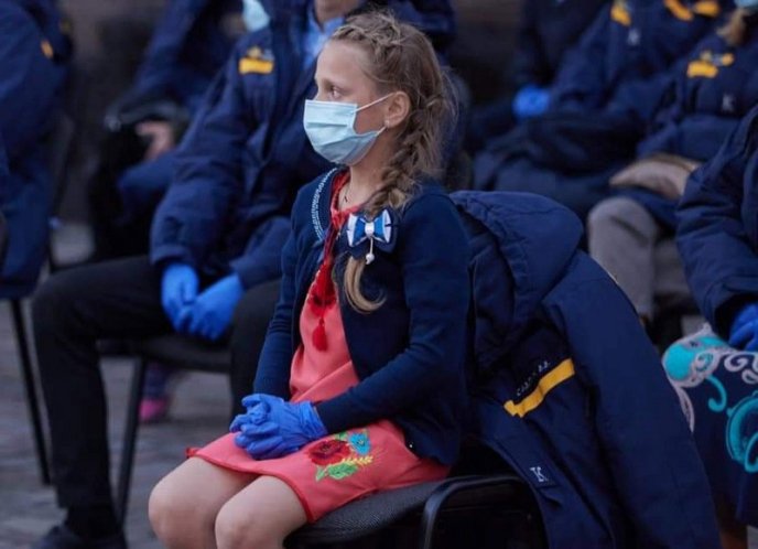 Двоє закарпатців стали героями і отримали подарунки від Володимира Зеленського  – 03 Двоє закарпатців стали героями і отримали подарунки від Володимира Зеленського  – 03