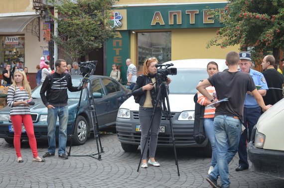 Закарпатські ДАІвці разом із журналістами провели спільний рейд вулицями Ужгорода – 06