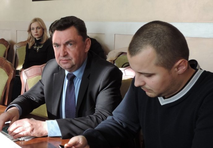 На Закарпатті відбувся круглий стіл з питань роботи з переселенцями – 02