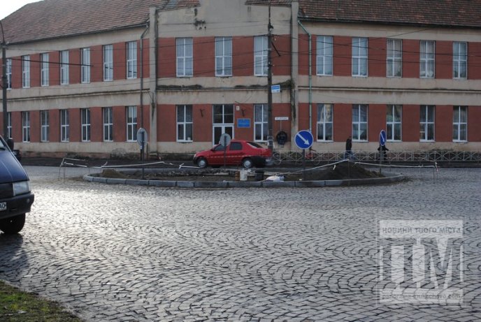 В Мукачеві на Ужгородській будується транспортне кільце (ФОТО) – 01